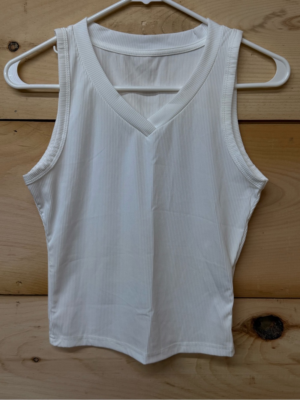 SHEIN White Ribbed V-Neck Tank Top